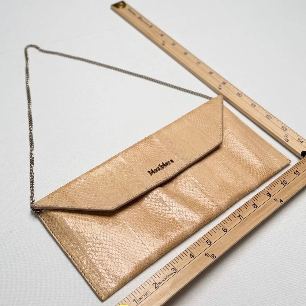 Max Mara Beige Leather Python Print Clutch Bag Chain Strap Luxury Envelope Purse